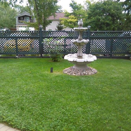 לימינגטון Point Pelee Lakeshore B&B מראה חיצוני תמונה